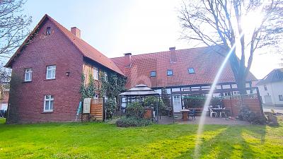 5,8 % RENDITE - 5 EINHEITEN - ZUSÄTZLICHES BAUGRUNDSTÜCK - Mehrfamilienhaus, Wohnhaus Lübbecke | Angebot:27359840