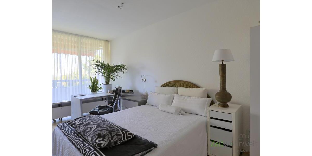 Blick ins Schlafzimmer