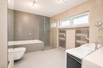 Großes Familienhaus am Sonnenhang mit Doppelgarage - Einfamilienhaus Eppstein | Angebot:27120640