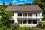 Großes Familienhaus am Sonnenhang mit Doppelgarage - Einfamilienhaus Eppstein | Angebot:27120640