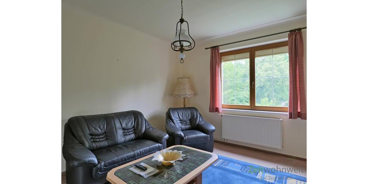 Sofa und Sessel