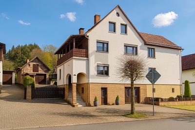 MEHRGENERATIONSOBJEKT ODER 6,5% RENDITE - Zweifamilienhaus Trusetal Trusetal | Angebot:27436851