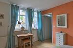 (EF1153_M) Jena: Zentrum, kleine kunstvoll möblierte Wohnung mit Freisitz im ruhigen Innenhof, Reinigung inkl. - Etagenwohnung Jena Zentrum | Angebot:25869583