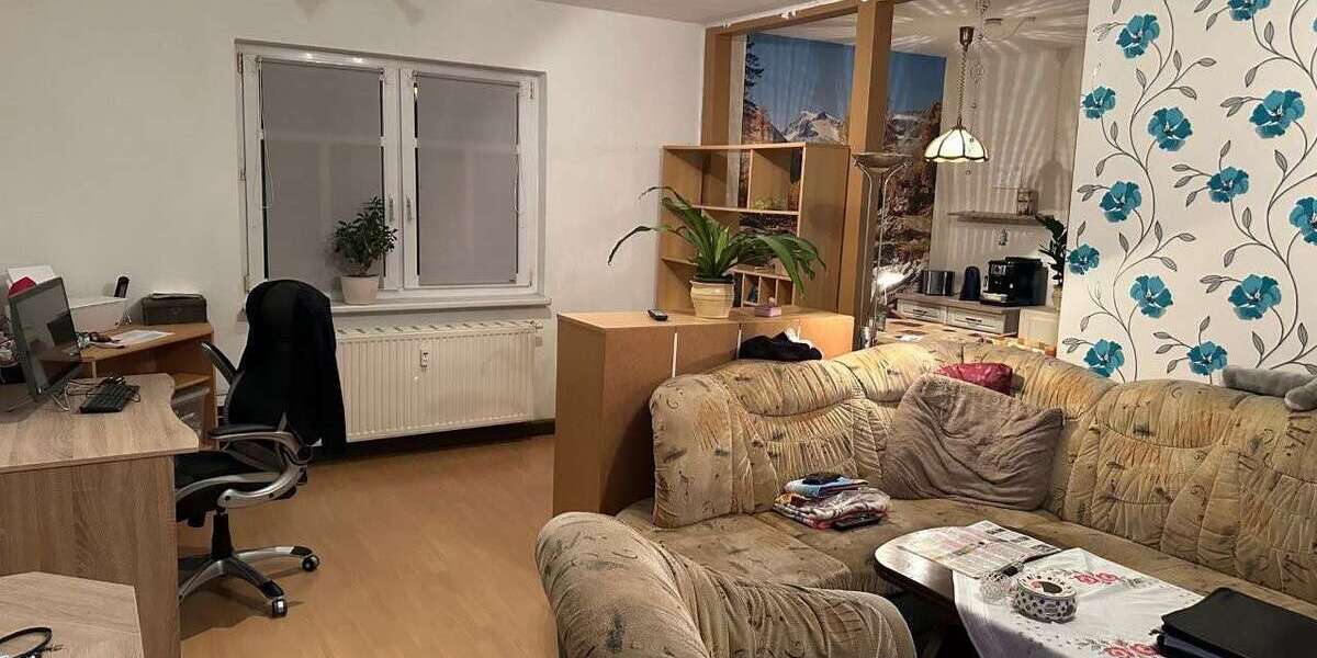großes WZ mit Essbereich (4)