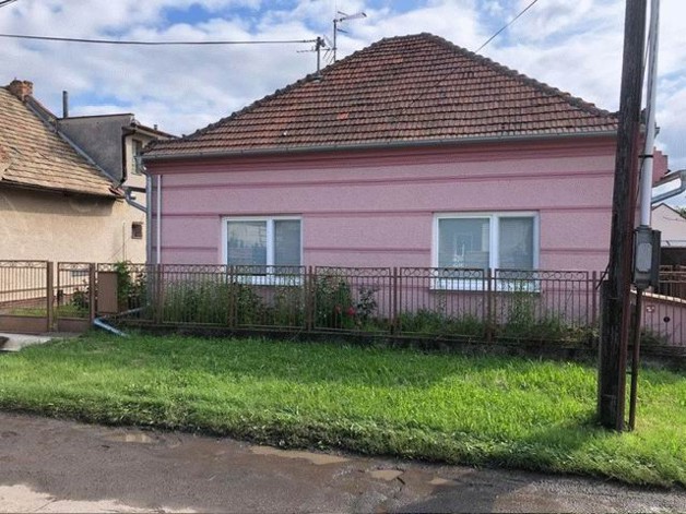 Haus mit Großem Grundstück zu verkaufen - Einfamilienhaus Bàtorové Kosihy | Angebot:21439689