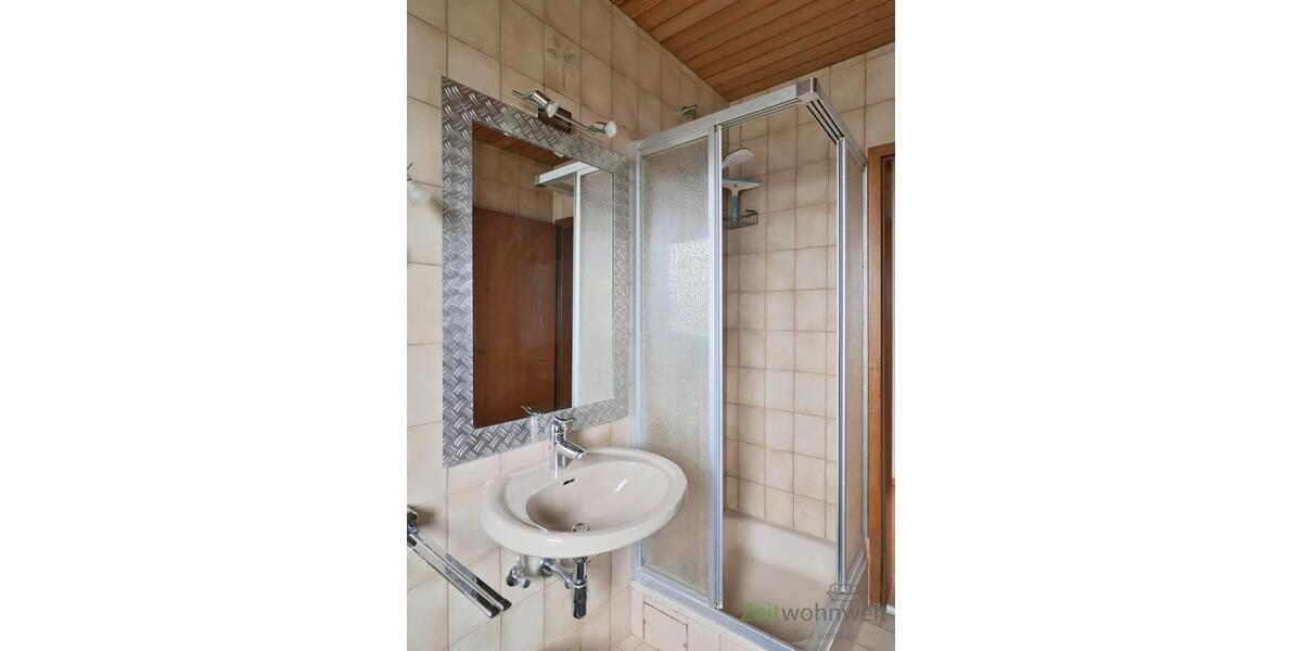 Dusche im Bad