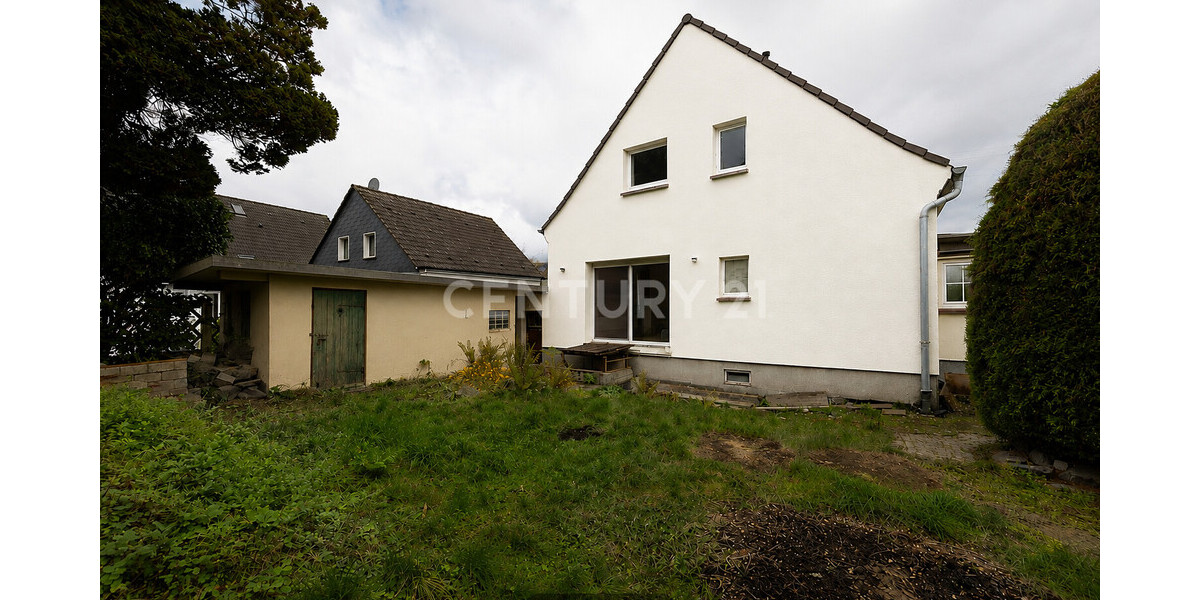 Garten (KI-bearbeitet)
