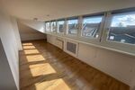 Provisionsfrei* SOFORT FREI! Rhein-nah - 2-Zm Penthouse Oberkassel - renoviert, Klimaanlage Einbauküche 55m² - Einfamilienhaus Düsseldorf Oberkassel | Angebot:25926108