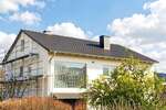 Mehrfamilienhaus mit drei Wohneinheiten und weiterem Baupotenzial - Mehrfamilienhaus, Wohnhaus Aßlar | Angebot:25258520