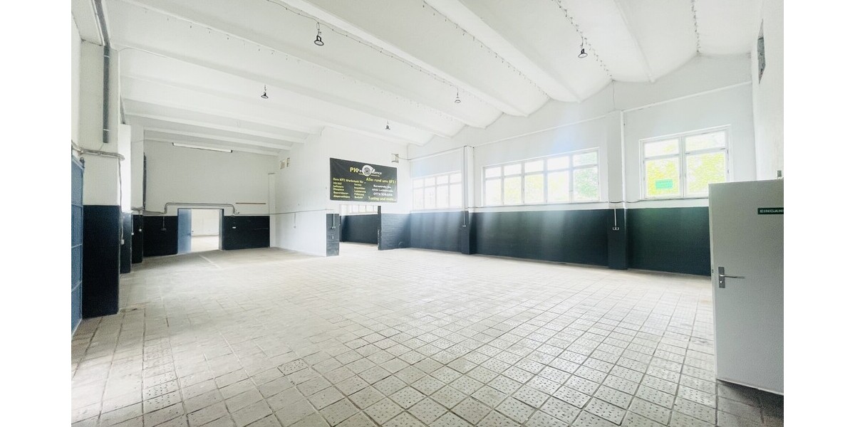 Halle 1
