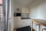 Helles, möbliertes Apartment in U-Bahn Nähe - Etagenwohnung München Moosach | Angebot:26794792