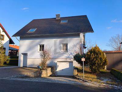 TRAUM VON MEHRGENERATION ODER CASHFLOW - Zweifamilienhaus Arnstadt | Angebot:27093415