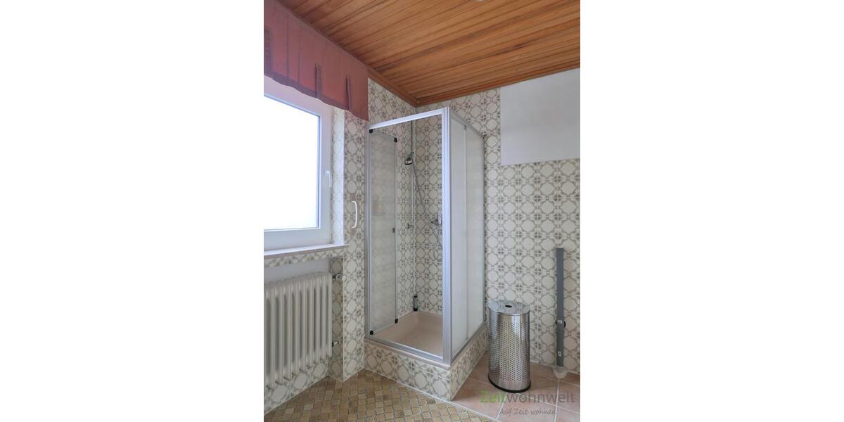 Dusche im Bad