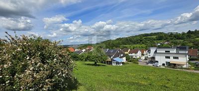 GRUNDSTÜCK MIT WEITBLICK IN RUHIGER WOHNLAGE - Grundstück Albershausen | Angebot:27095312