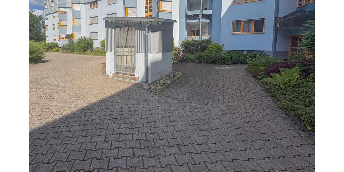 Zugang zur Tiefgarage