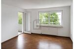 HELL & SOFORT BEZIEHBAR MIT SÜDBALKON - Etagenwohnung Reutlingen Sondelfingen | Angebot:27311899