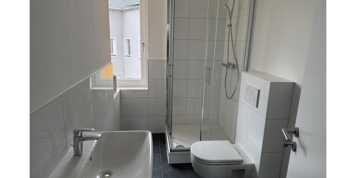 Bad 1 mit Dusche
