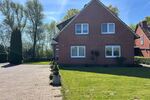 Interessantes Wohnhaus mit 2 Wohnungen, Nebengebäude und Grünland - Einfamilienhaus Stolzenau | Angebot:26757283