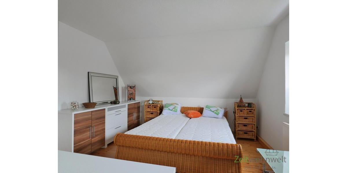 Doppelbett im Schlafzimmer