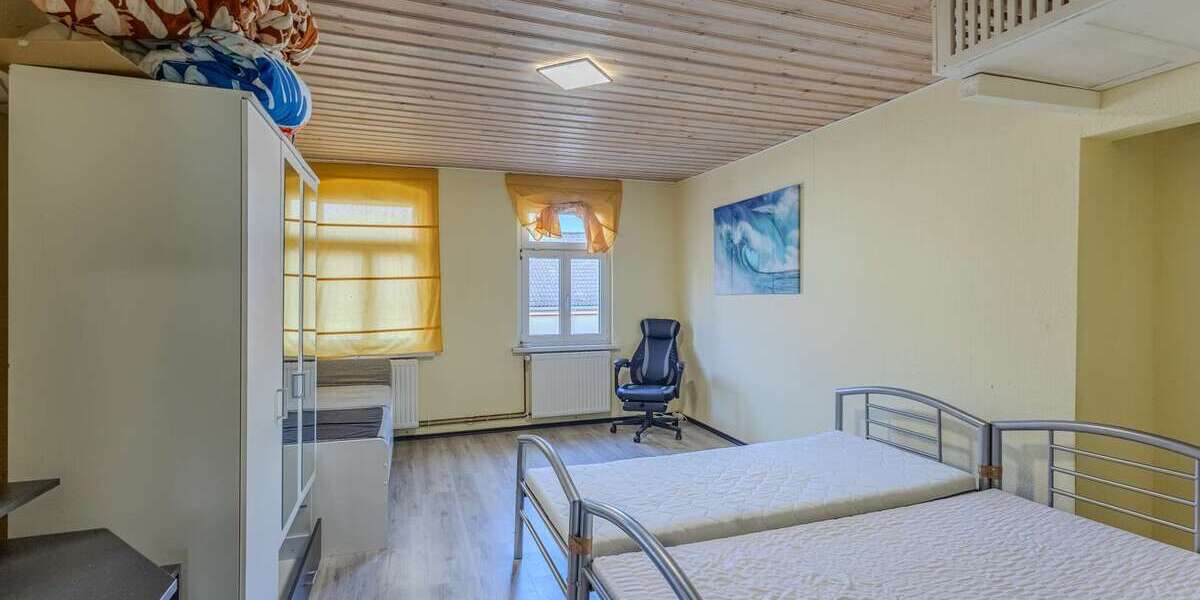 Schlafzimmer DG