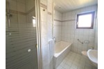 Neu-Ulm: Modernisiertes Mehrfamilienhaus (DHH) mit idyllischem Garten in Donau-Nähe - Mehrfamilienhaus, Wohnhaus Neu-Ulm / Offenhausen Offenhausen | Angebot:27262163