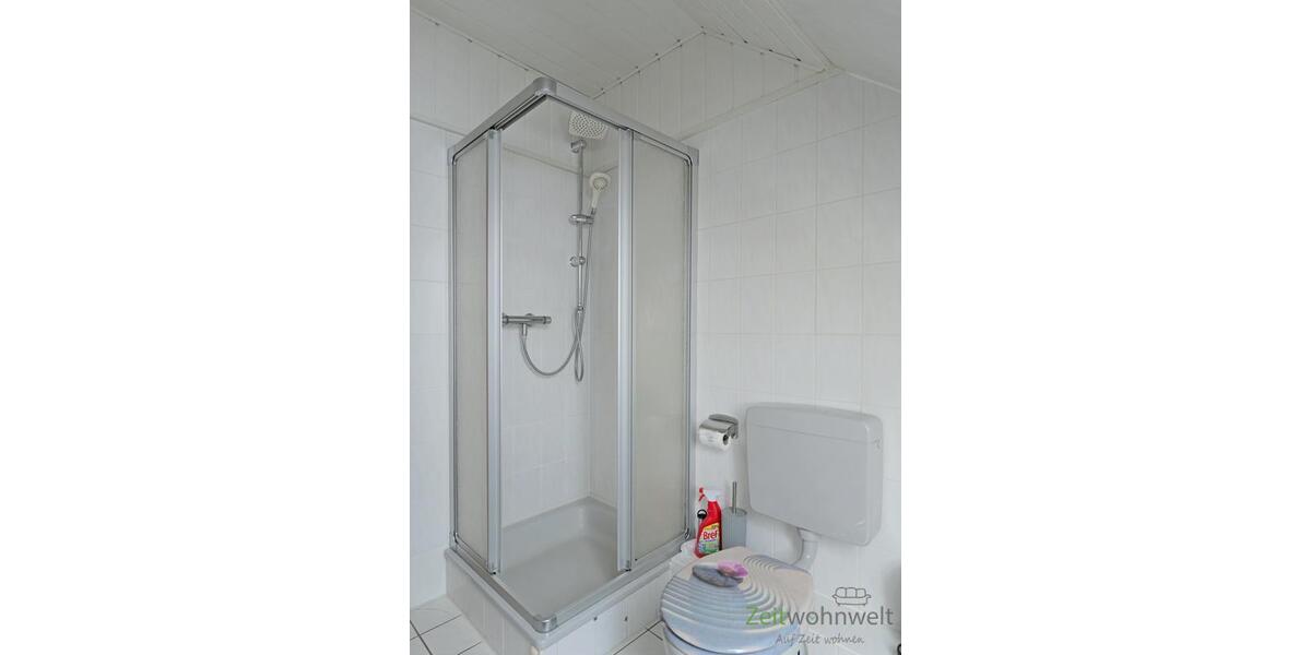 Dusche und WC