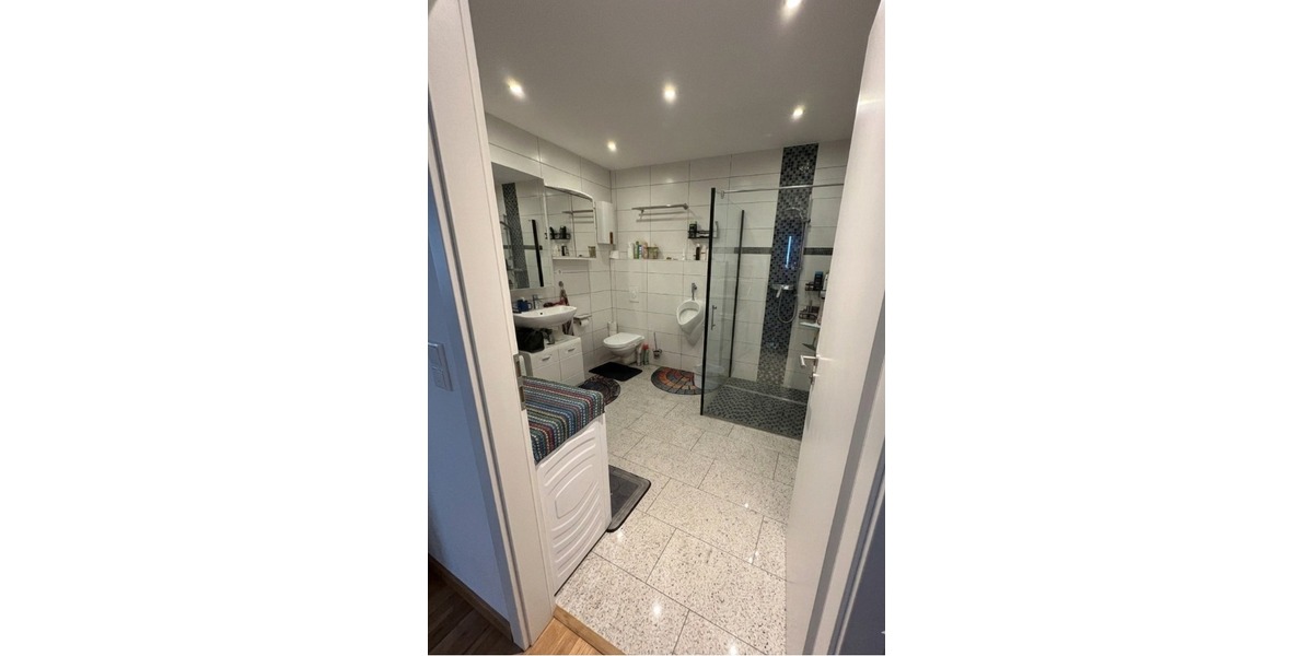 Badezimmer EG