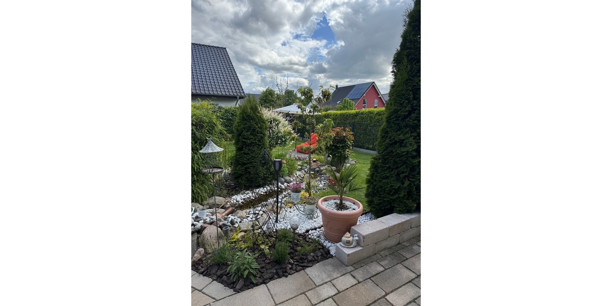 Liebevoll angelegter Garten