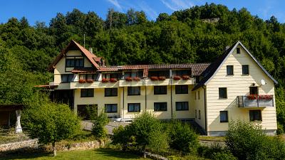 INVESTORENOBJEKT MIT VIEL POTENZIAL - Gewerbeobjekt Oberndorf am Neckar | Angebot:27118053