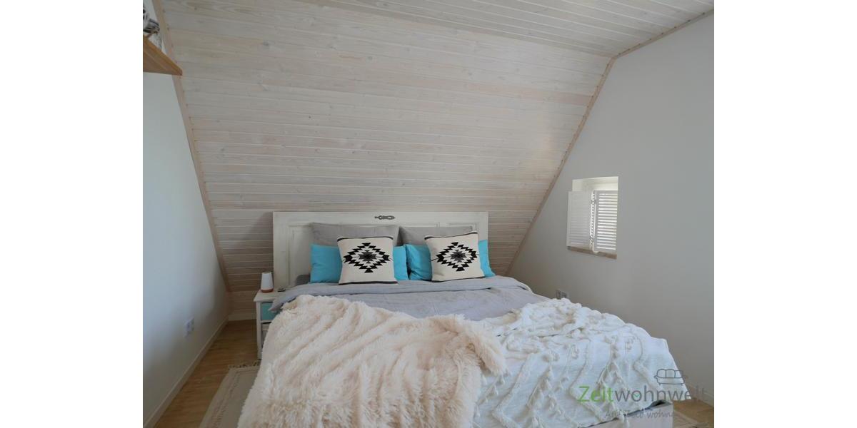 Doppelbett im Schlafzimmer