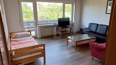 KOMPLETT MÖBLIERT, AUCH FÜR FIRMENPERSONAL - Etagenwohnung Frankfurt am Main Rödelheim | Angebot:26826687