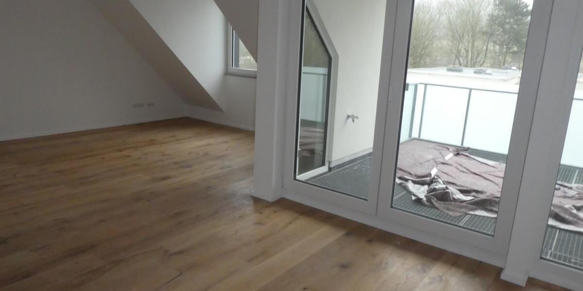 Neue helle Dachgeschoßwohnung mit moderner Heiztechnik im Energiesparhaus Bonn-Endenich - Dachgeschoßwohnung Bonn Dransdorf | Angebot:27302388