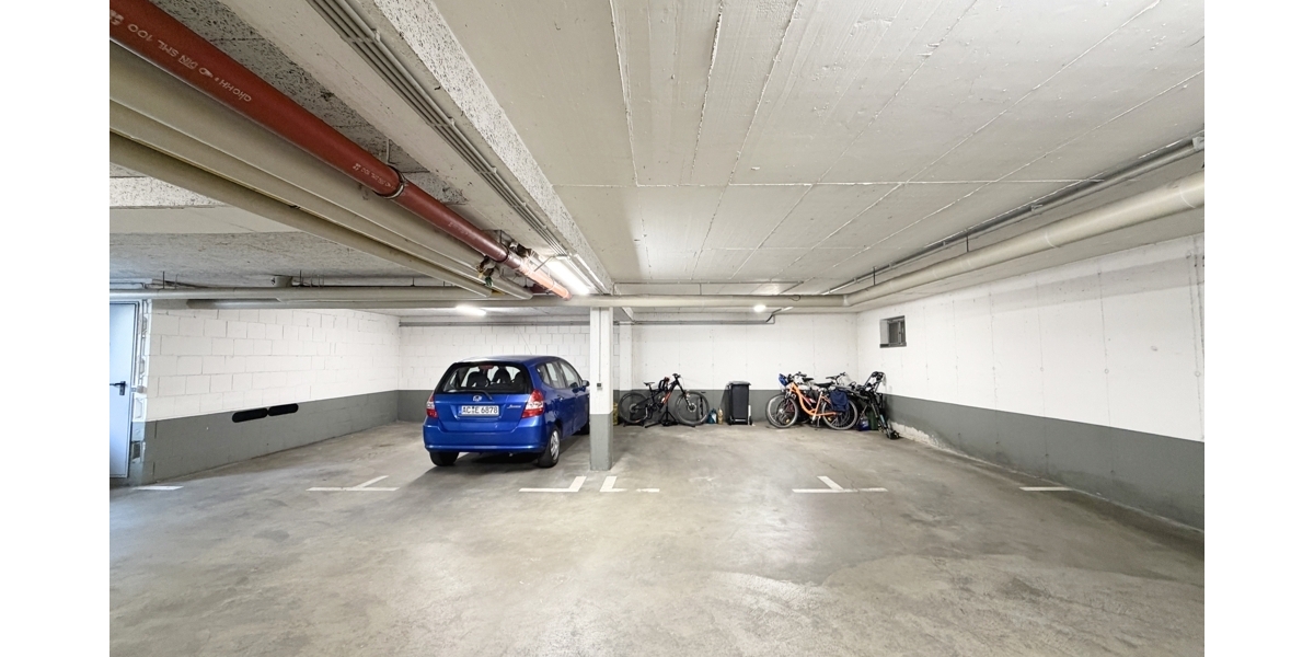 Tiefgaragenstellplatz