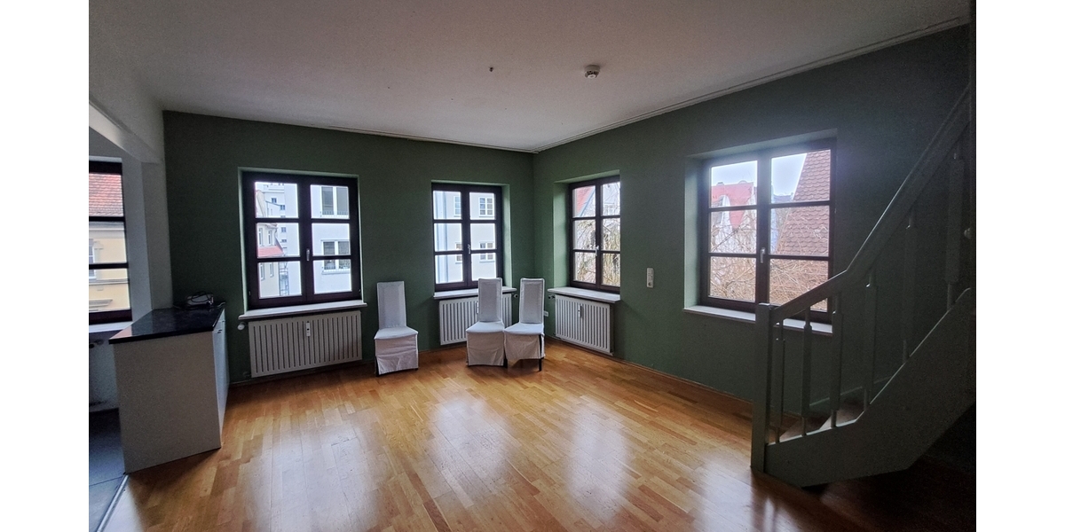 Haus im Haus! Große, denkmalgeschützte Altbauwohnung zum Selbstgestalten in der Augsburger Altstadt - Etagenwohnung Augsburg Innenstadt | Angebot:26773653