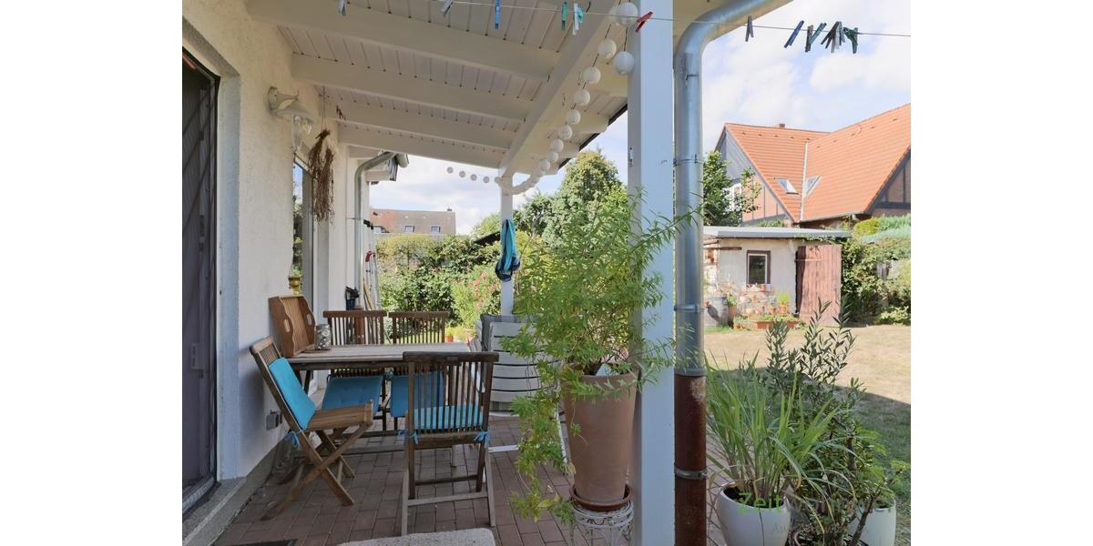 überdachte Terrasse