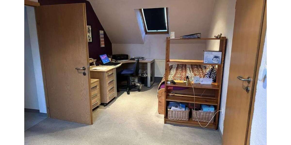 DG Büro Durchgangszim (1)