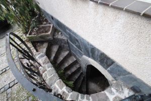 Kellerzugang