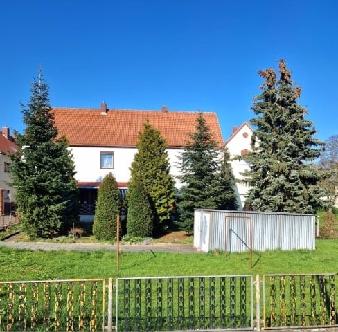 Straßenansicht