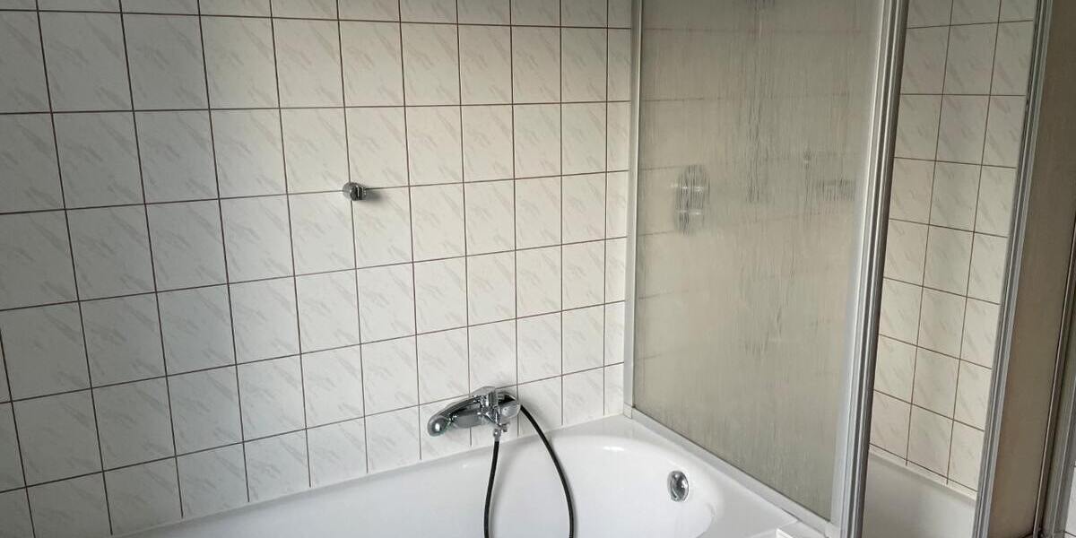 Bsp. Wanne und Dusche