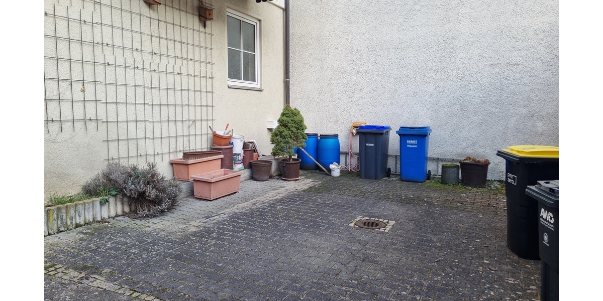 Hinterhof I
