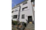 Provisionsfrei* SOFORT FREI! Rhein-nah - 2-Zm Penthouse Oberkassel - renoviert, Klimaanlage Einbauküche 55m² - Einfamilienhaus Düsseldorf Oberkassel | Angebot:25926108