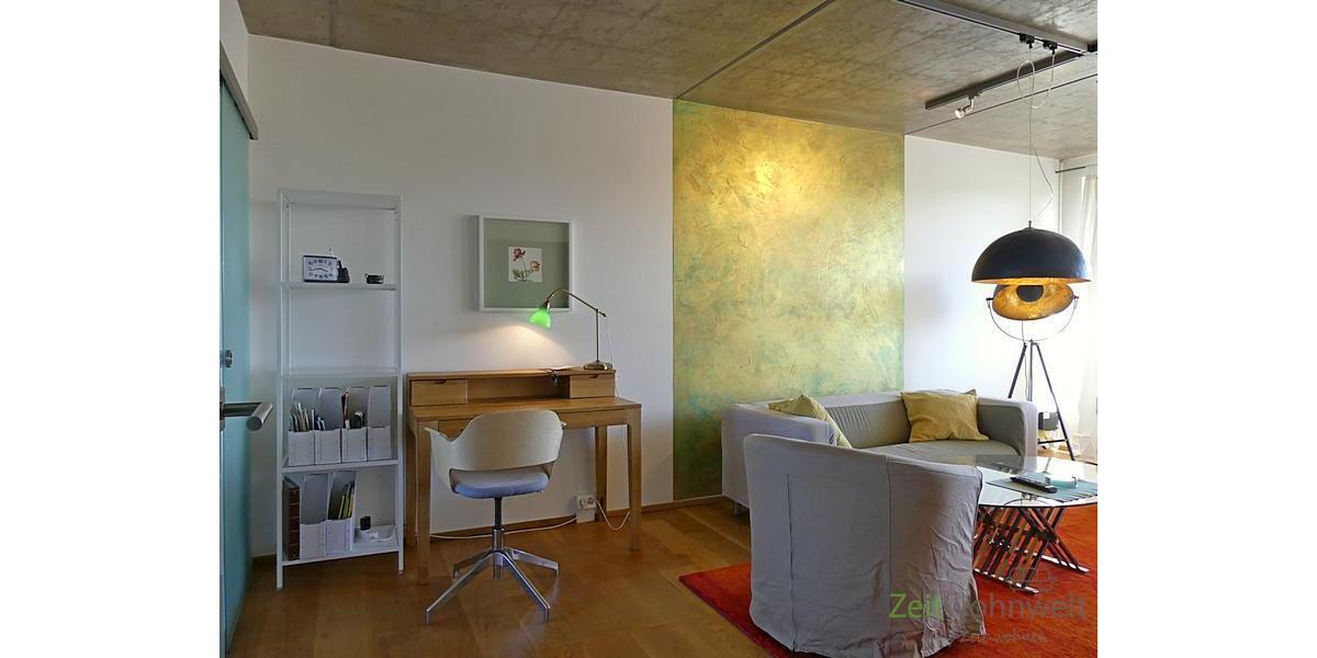 Schreibtisch im Wohnzimmer
