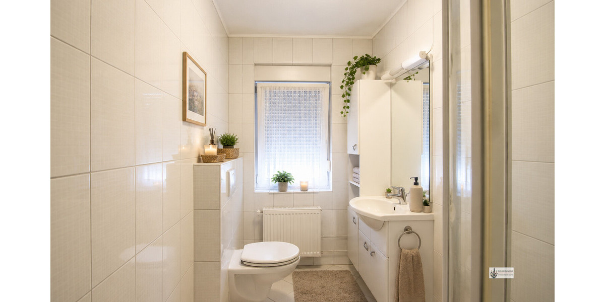 Modernes Bad mit Spa-Atmosphäre
