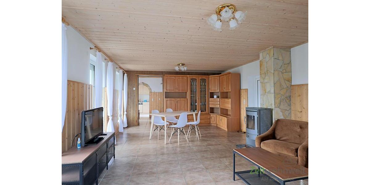 (EF0802_M) Dresden: LoschwitzWachwitz, großzügiges möbliertes Apartment mit Kamin, eigener Sitzecke und Außenbank, WLAN - Etagenwohnung Dresden Loschwitz/Wachwitz | Angebot:26972327
