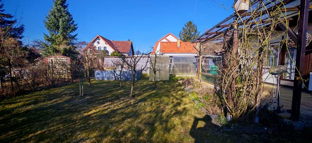 Garten, Hochbeet, Gewächshäuser