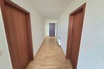 2-Zimmer-Wohnung mit PKW-Stellplatz! Barrierefrei! Ideal für Eigennutzer oder Kapitalanleger! - Erdgeschoßwohnung Burgstädt | Angebot:25645940