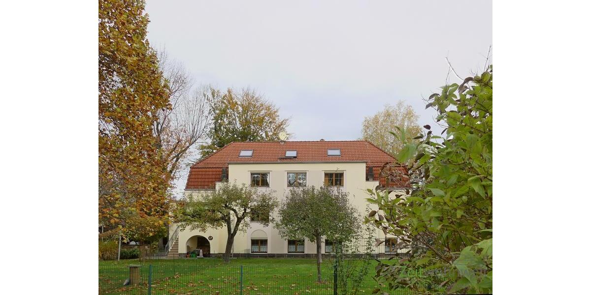 Außenansicht im Spätherbst