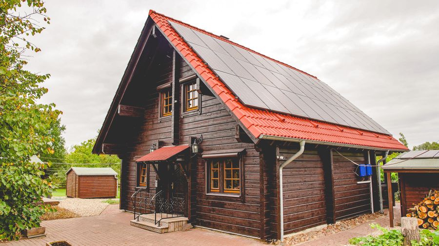 Provisionsfrei* Blockbohlenhaus mit Solaranlage & großem Grundstück - Wohnen im Naturparadies von Rühlow (Sponholz) - Einfamilienhaus Rühlow Rühlow | Angebot:27230413