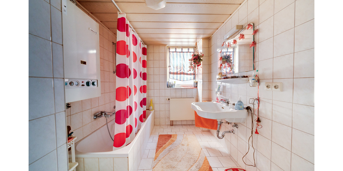 Badezimmer 1. OG