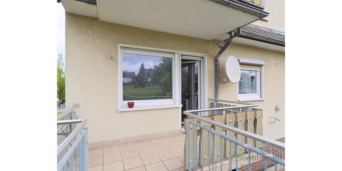 überdachter Balkon zum Garten